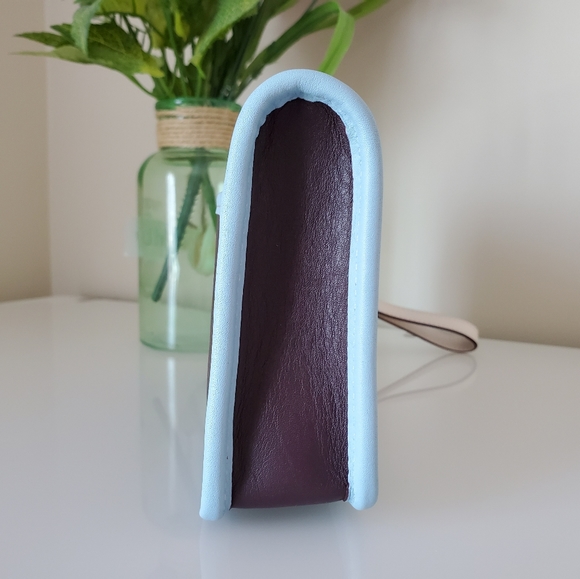 Coach Britt Wristlet in Colorblock - Picture 5 of 12